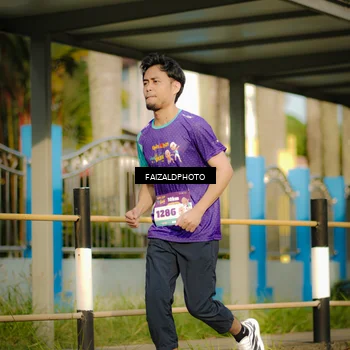 Runner Photo 8296476