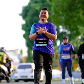 Runner Photo 8296485
