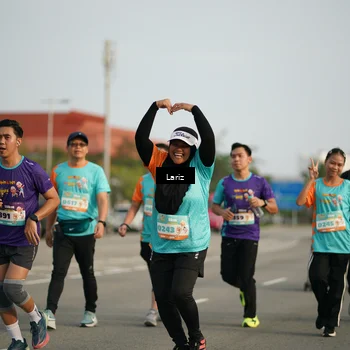 Runner Photo 8296491