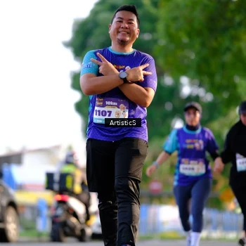 Runner Photo 8296532