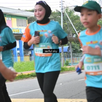 Runner Photo 8296536
