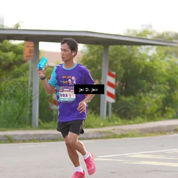 Runner Photo 8296561