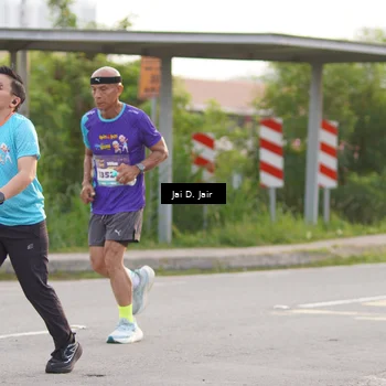 Runner Photo 8296566