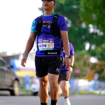 Runner Photo 8296572