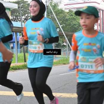 Runner Photo 8296574
