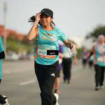 Runner Photo 8296576
