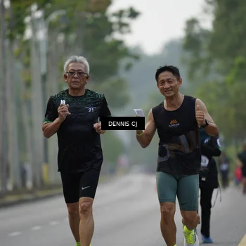 Runner Photo 8296580