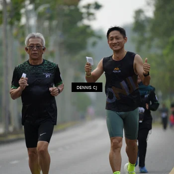 Runner Photo 8296584