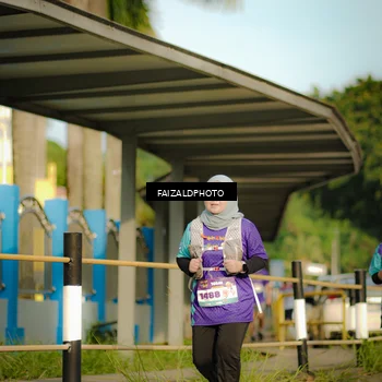 Runner Photo 8296646