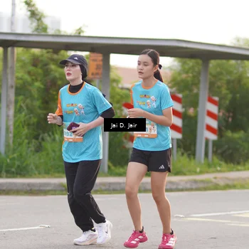 Runner Photo 8296659
