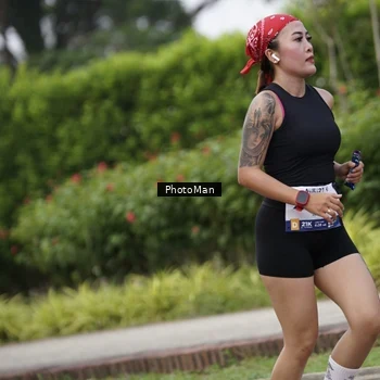 Runner Photo 8296667