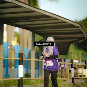 Runner Photo 8296668