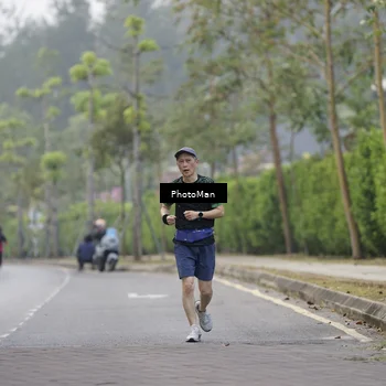Runner Photo 8296691