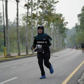 Runner Photo 8296722