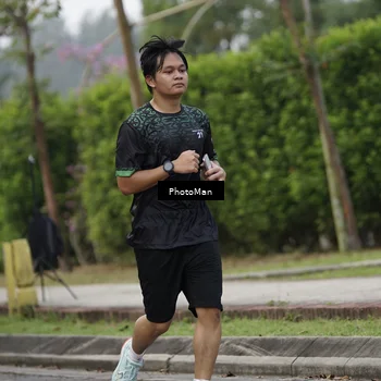 Runner Photo 8296724