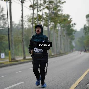 Runner Photo 8296730