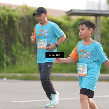 Runner Photo 8296740