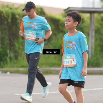 Runner Photo 8296745