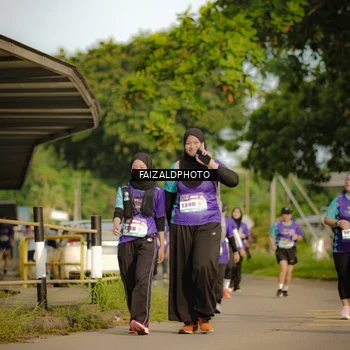 Runner Photo 8296773