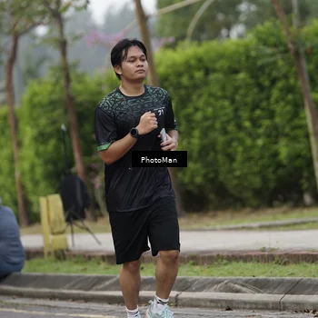 Runner Photo 8296792