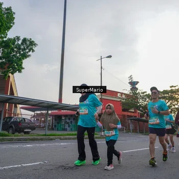 Runner Photo 8296853