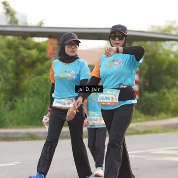 Runner Photo 8296854