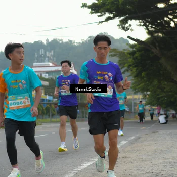 Runner Photo 8296872