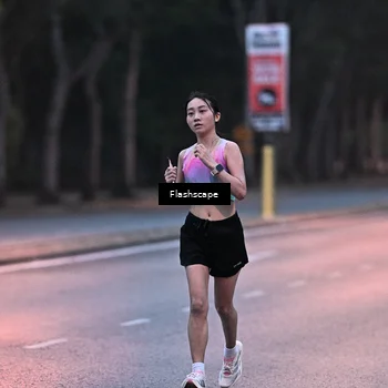 Runner Photo 8296873