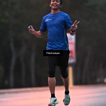 Runner Photo 8296882