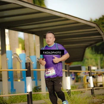 Runner Photo 8296900
