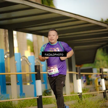 Runner Photo 8296901