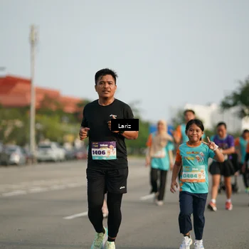 Runner Photo 8296924
