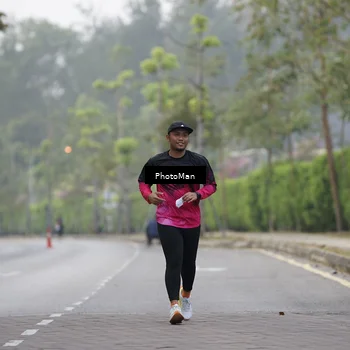 Runner Photo 8296932