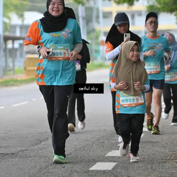 Runner Photo 8296939