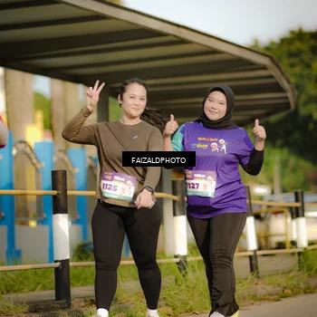 Runner Photo 8296949