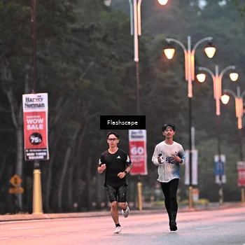 Runner Photo 8296950
