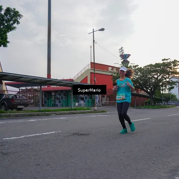 Runner Photo 8296977