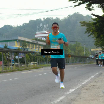 Runner Photo 8297036