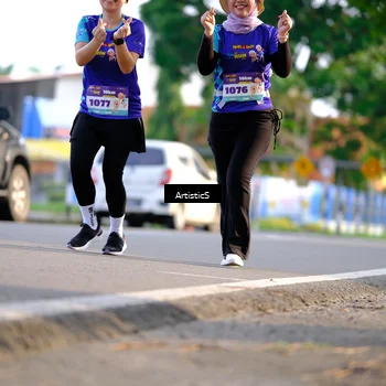 Runner Photo 8297038