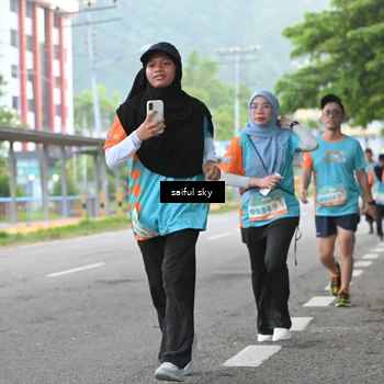 Runner Photo 8297102