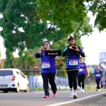 Runner Photo 8297111