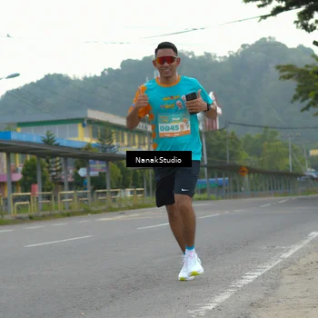 Runner Photo 8297123