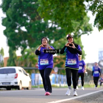 Runner Photo 8297149