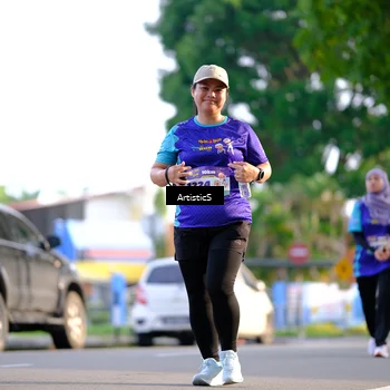 Runner Photo 8297181