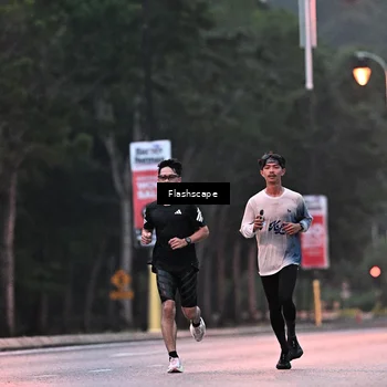Runner Photo 8297263