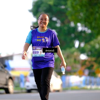 Runner Photo 8297306