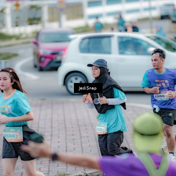 Runner Photo 8297369