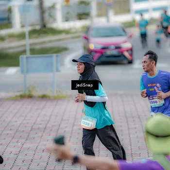 Runner Photo 8297384
