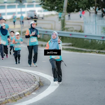 Runner Photo 8297415