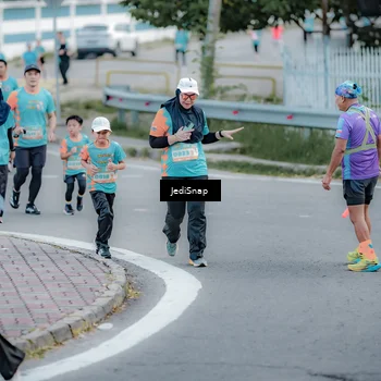 Runner Photo 8297446